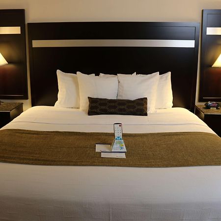 Best Western Parsons Inn Экстерьер фото