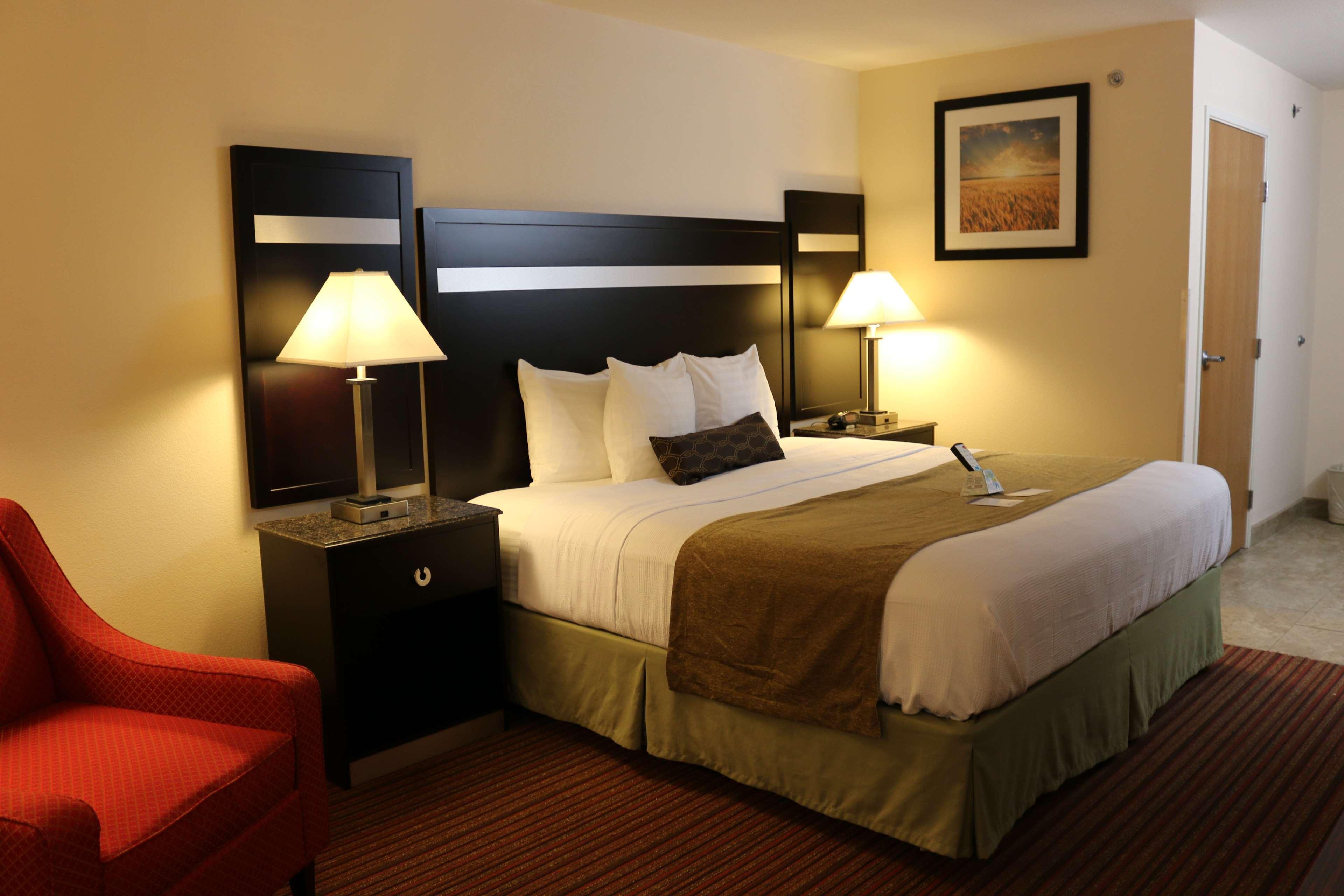 Best Western Parsons Inn Экстерьер фото