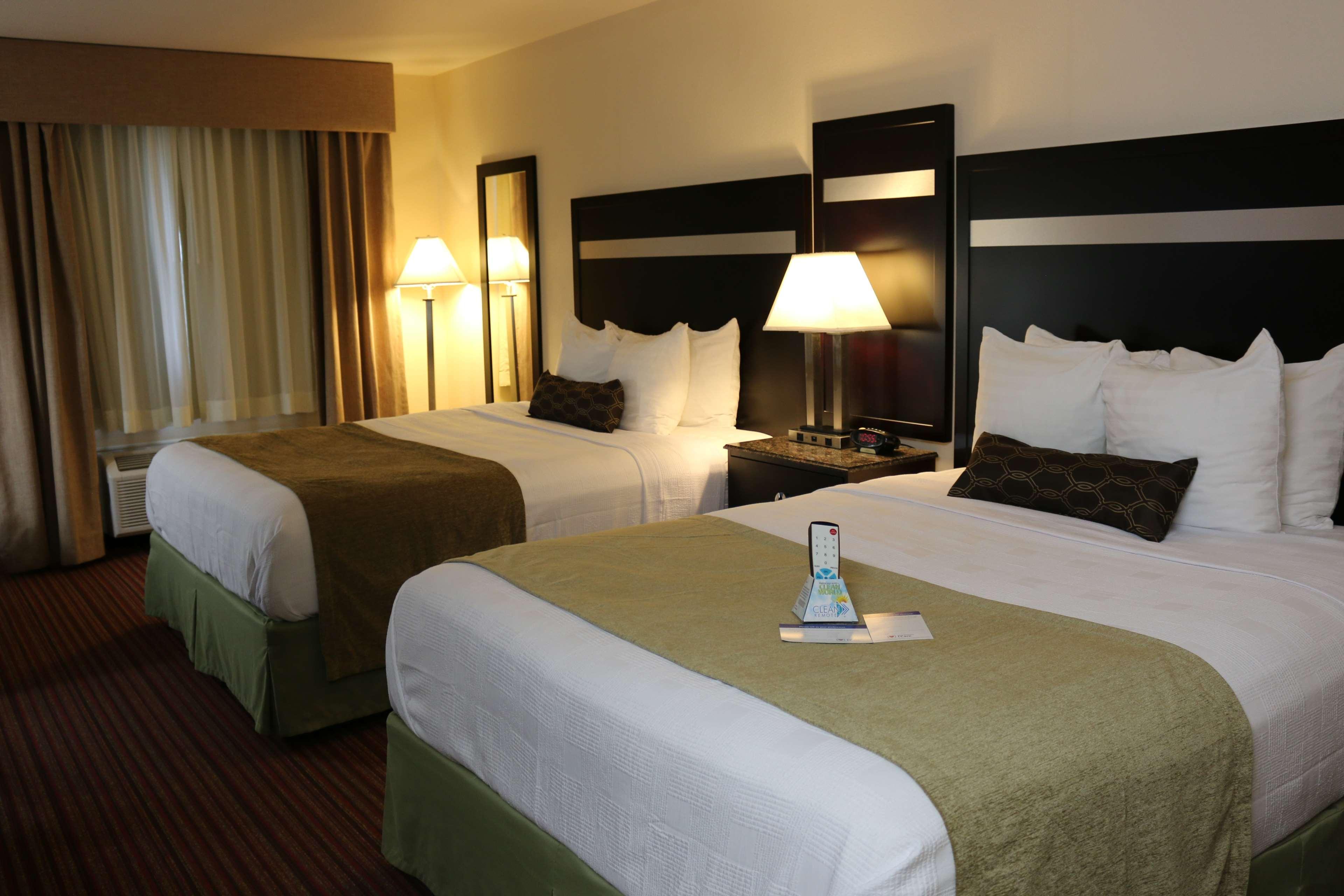Best Western Parsons Inn Экстерьер фото