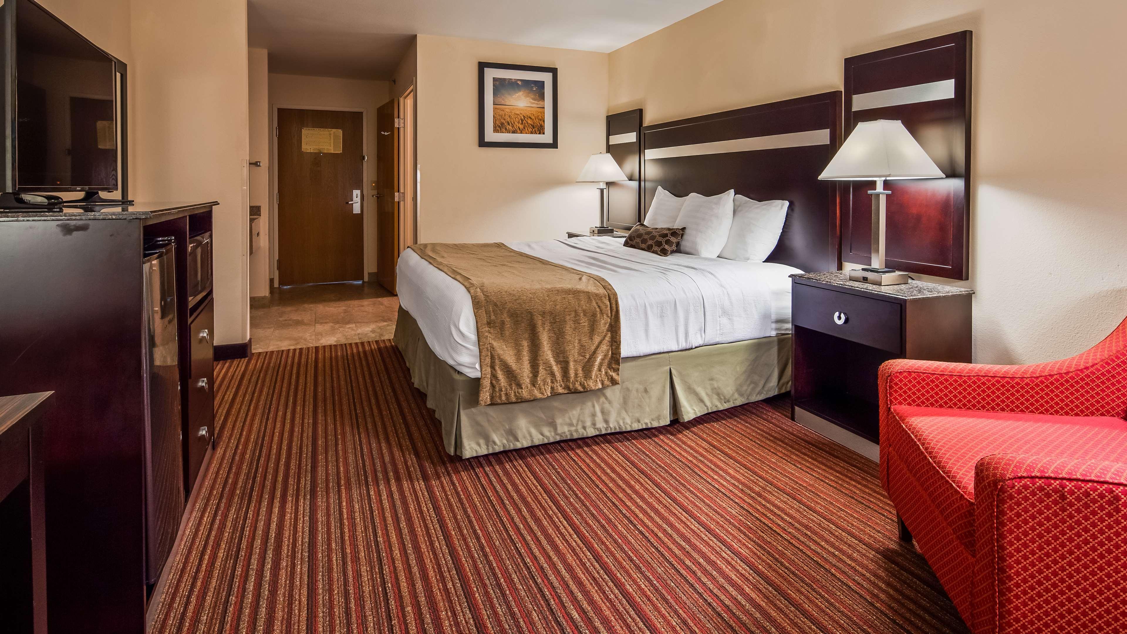 Best Western Parsons Inn Экстерьер фото