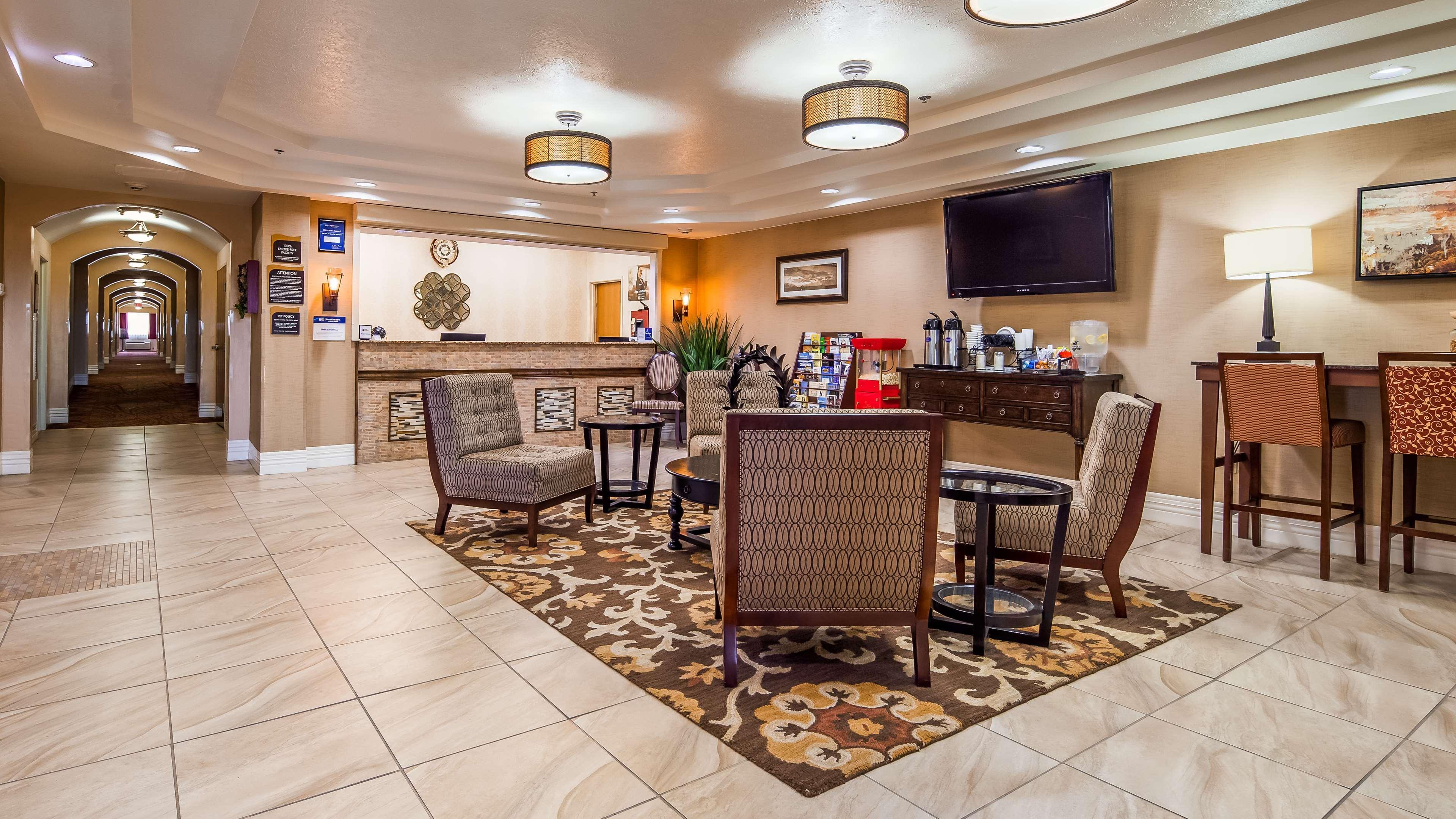 Best Western Parsons Inn Экстерьер фото