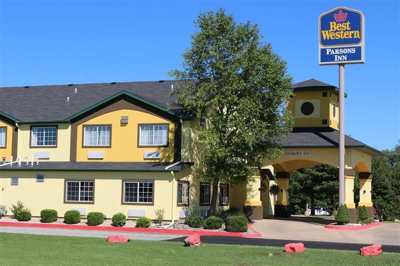 Best Western Parsons Inn Экстерьер фото