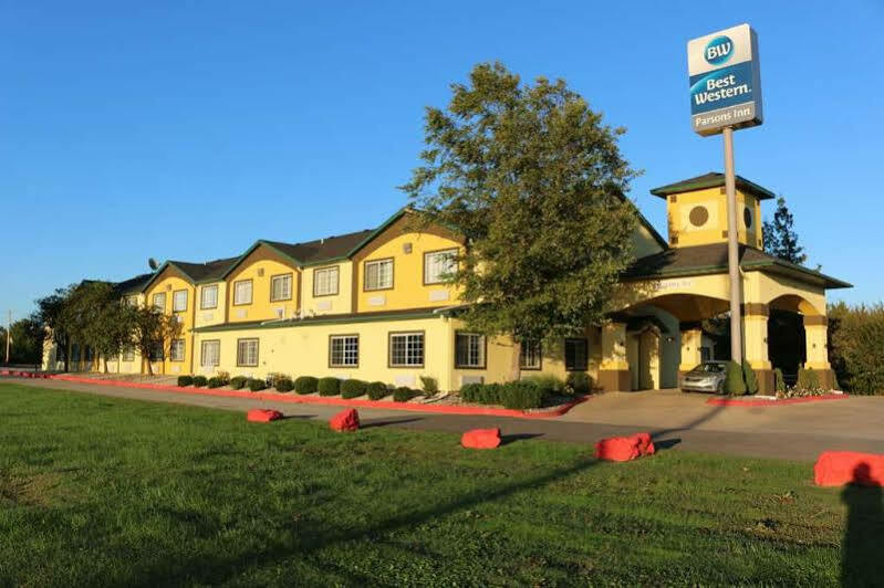 Best Western Parsons Inn Экстерьер фото